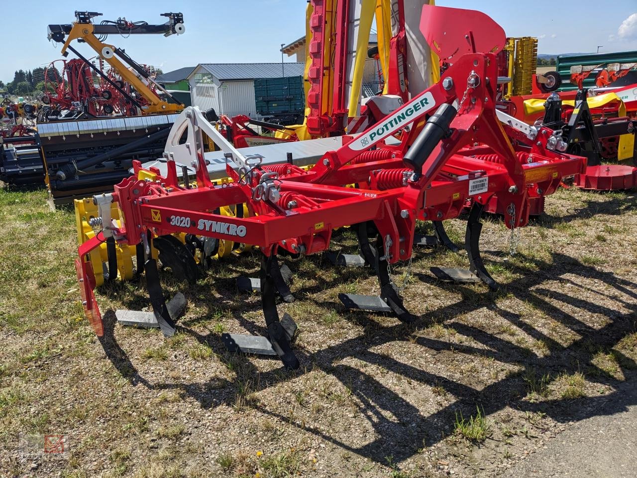 Grubber tip Pöttinger Synkro 3020 nova, Neumaschine in Bonndorf (Poză 1)