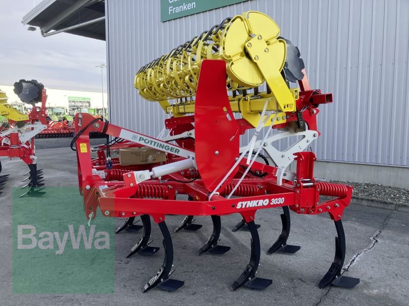 Grubber van het type Pöttinger SYNKRO 3030 NOVA CRO, Gebrauchtmaschine in Bamberg (Foto 2)