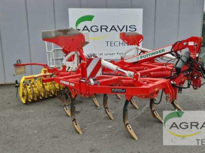Grubber типа Pöttinger SYNKRO 3030 NOVA, Gebrauchtmaschine в Warburg (Фотография 1)