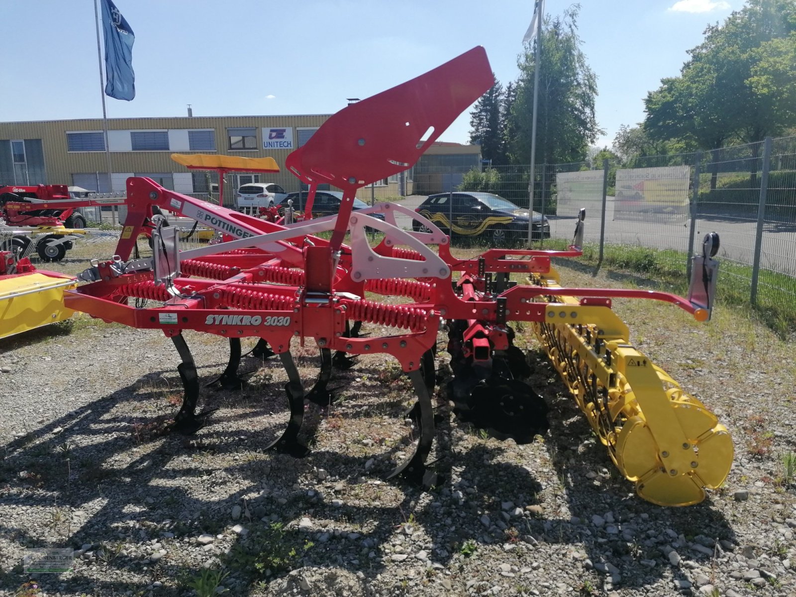 Grubber del tipo Pöttinger Synkro 3030 Nova, Neumaschine en Steisslingen (Imagen 1)