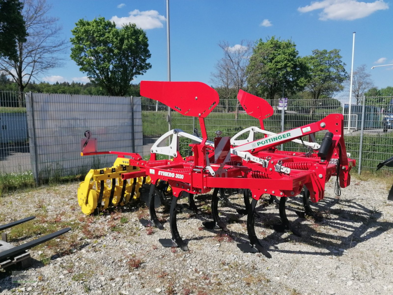 Grubber типа Pöttinger Synkro 3030 Nova, Neumaschine в Steisslingen (Фотография 4)