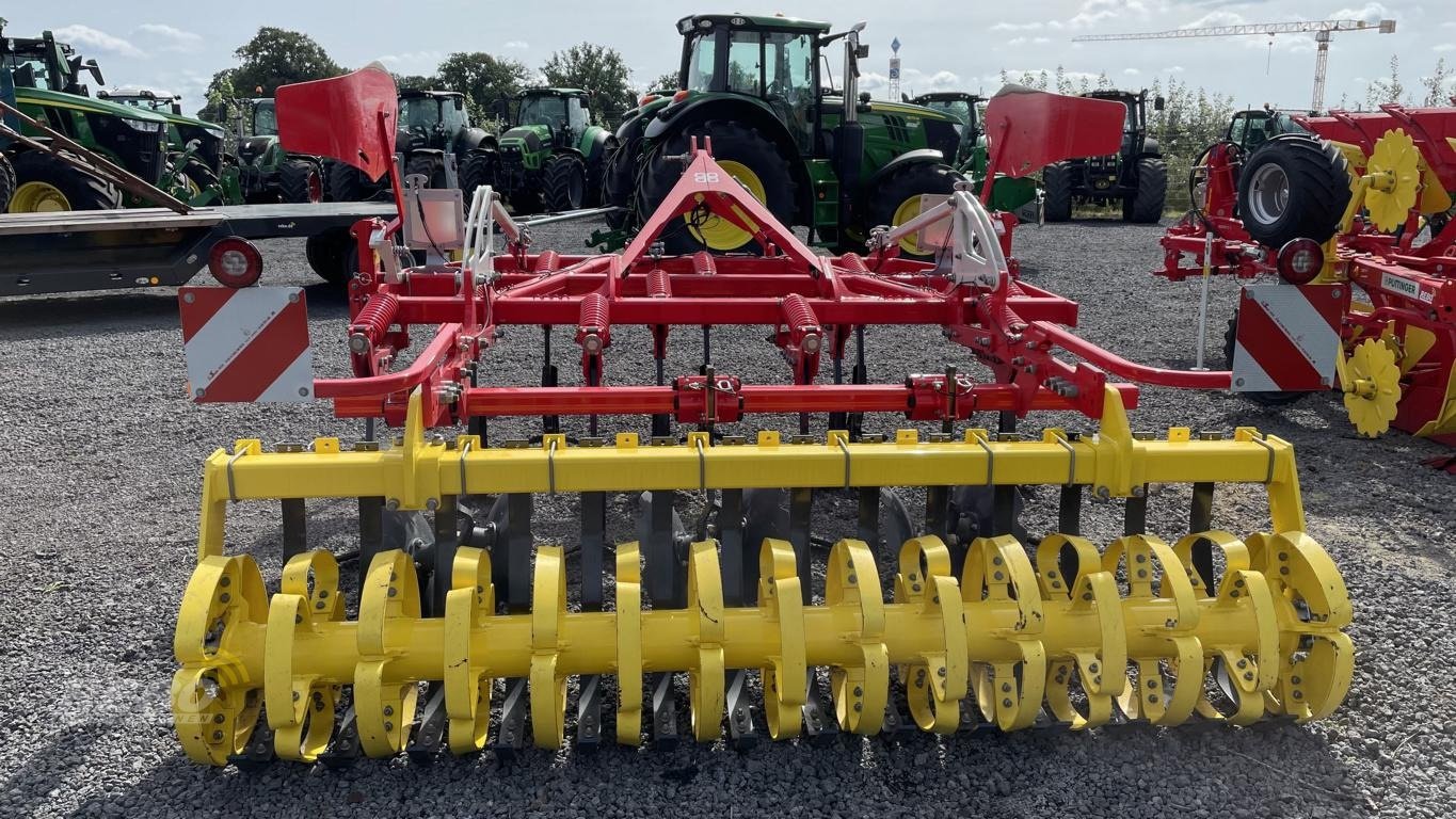 Grubber des Typs Pöttinger SYNKRO 3030 NOVA, Neumaschine in Neuenkirchen-Vörden (Bild 4)