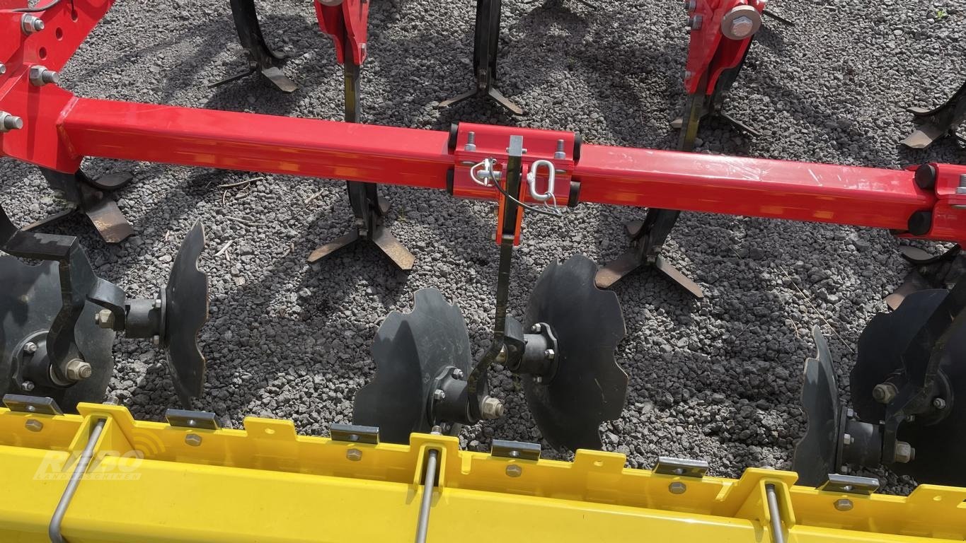 Grubber des Typs Pöttinger SYNKRO 3030 NOVA, Neumaschine in Neuenkirchen-Vörden (Bild 8)