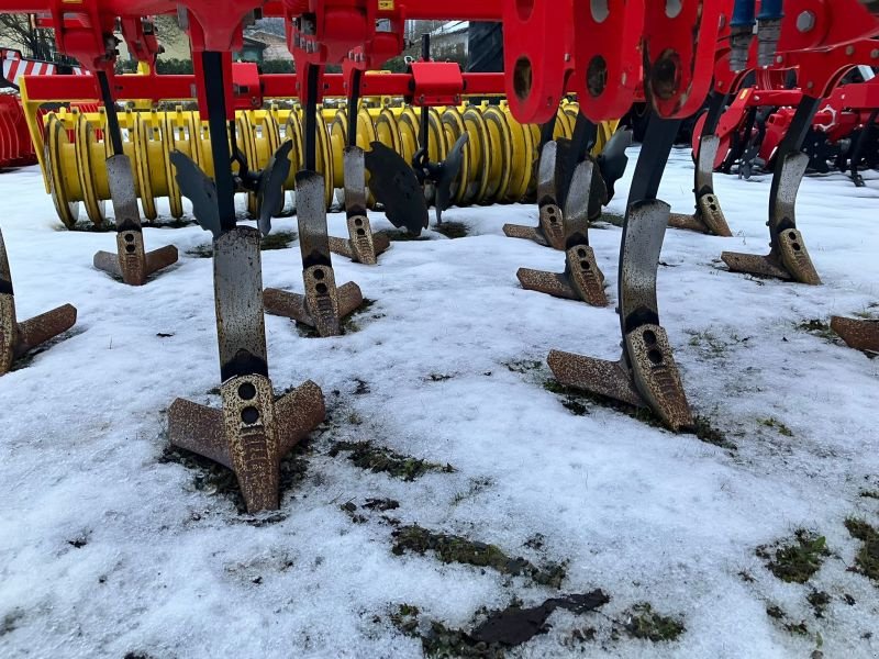 Grubber des Typs Pöttinger SYNKRO 3030 NOVA, Vorführmaschine in Niederviehbach (Bild 2)