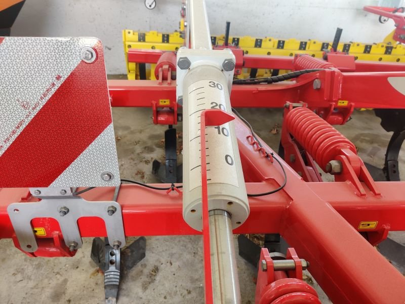 Grubber типа Pöttinger SYNKRO 3030 NOVA, Neumaschine в Wald (Фотография 4)