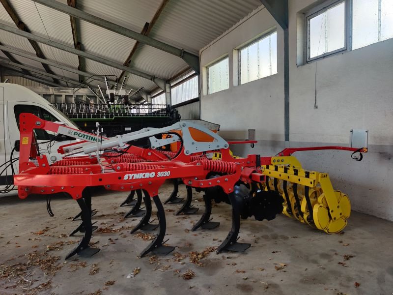 Grubber типа Pöttinger SYNKRO 3030 NOVA, Neumaschine в Wald (Фотография 3)