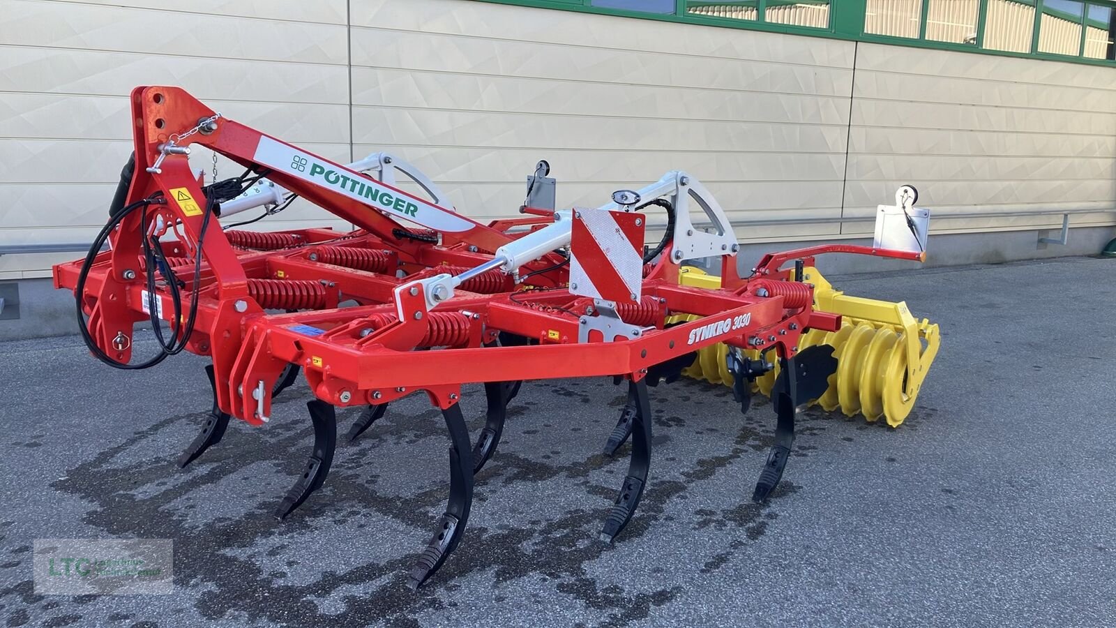 Grubber typu Pöttinger Synkro 3030 Nova, Neumaschine v Kalsdorf (Obrázek 1)