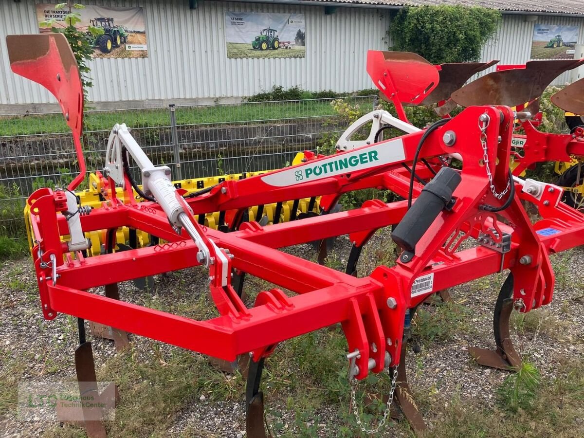 Grubber of the type Pöttinger Synkro 3030, Vorführmaschine in Herzogenburg (Picture 1)