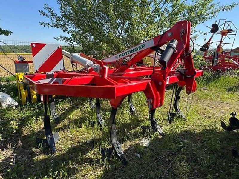 Grubber des Typs Pöttinger SYNKRO 3030, Neumaschine in Muespach (Bild 1)