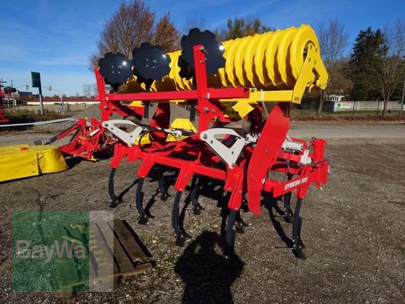 Grubber du type Pöttinger SYNKRO 3030, Gebrauchtmaschine en Mindelheim (Photo 4)