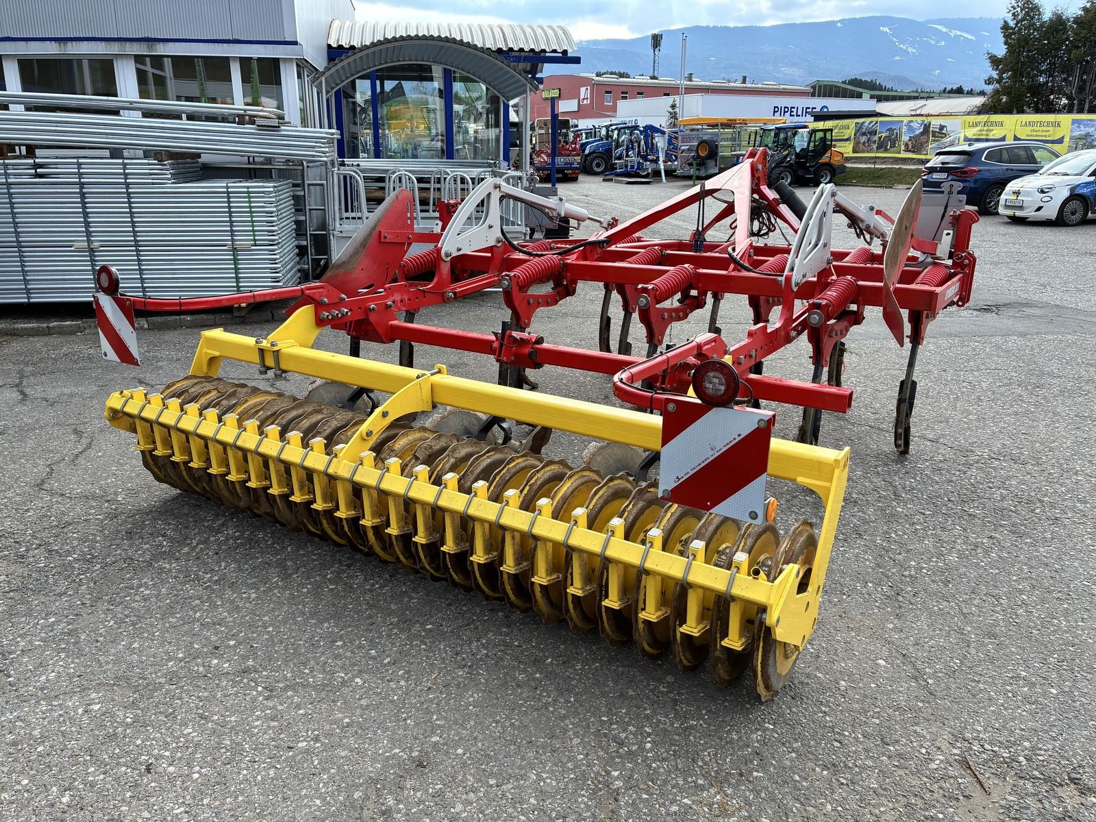 Grubber des Typs Pöttinger Synkro 3030, Gebrauchtmaschine in Villach (Bild 4)