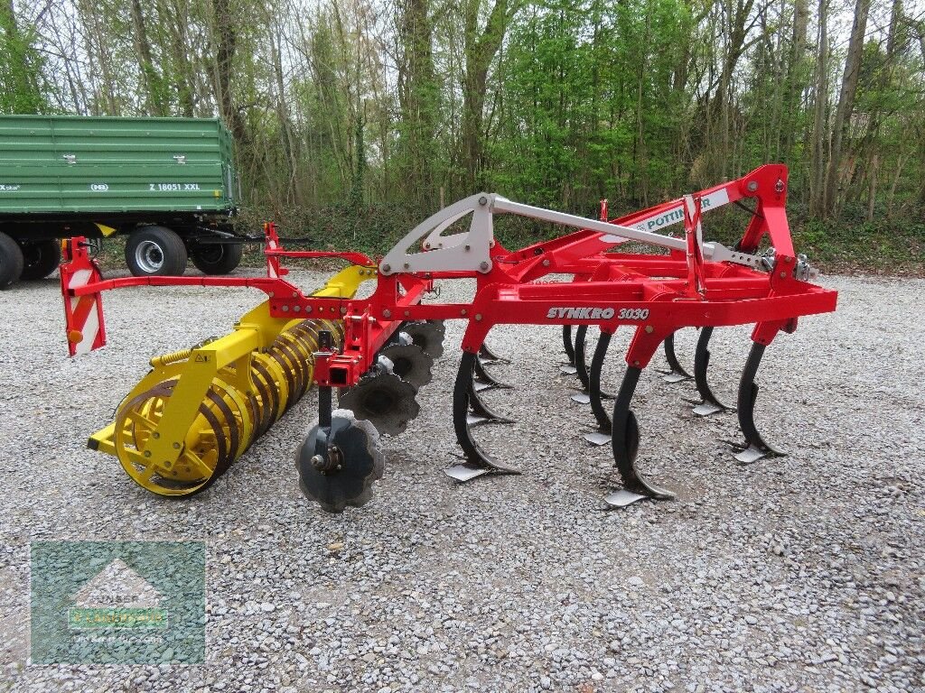 Grubber от тип Pöttinger Synkro 3030, Gebrauchtmaschine в Hofkirchen (Снимка 4)
