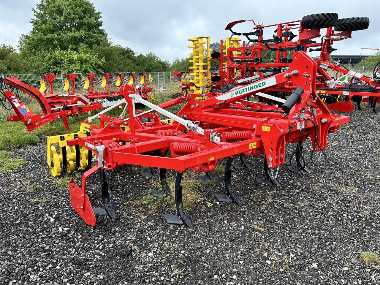 Grubber del tipo Pöttinger SYNKRO 4030 K NOVA, Neumaschine In Zweibrücken (Immagine 2)