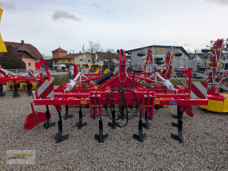 Grubber del tipo Pöttinger Synkro 4030 K, Neumaschine In Senftenbach