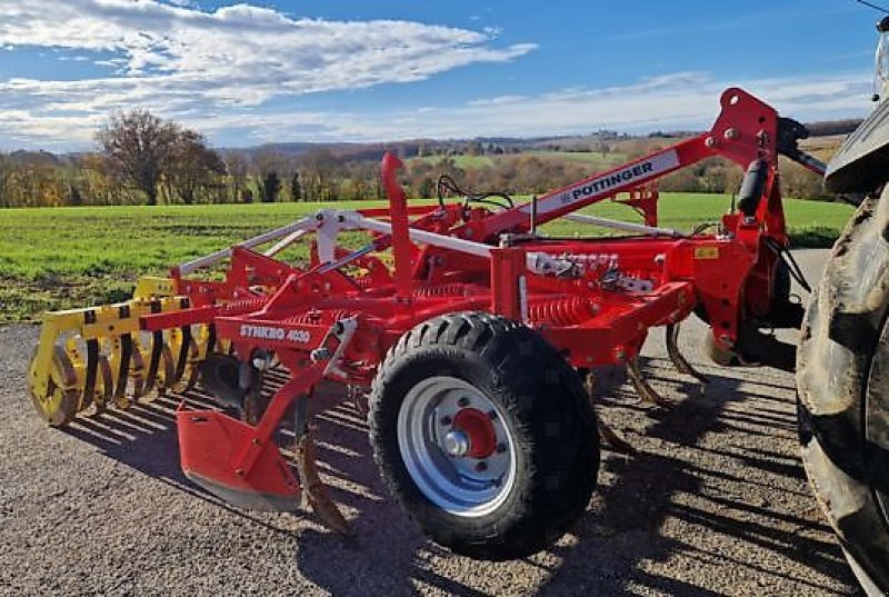 Grubber del tipo Pöttinger SYNKRO 4030, Gebrauchtmaschine In PEYROLE (Immagine 1)