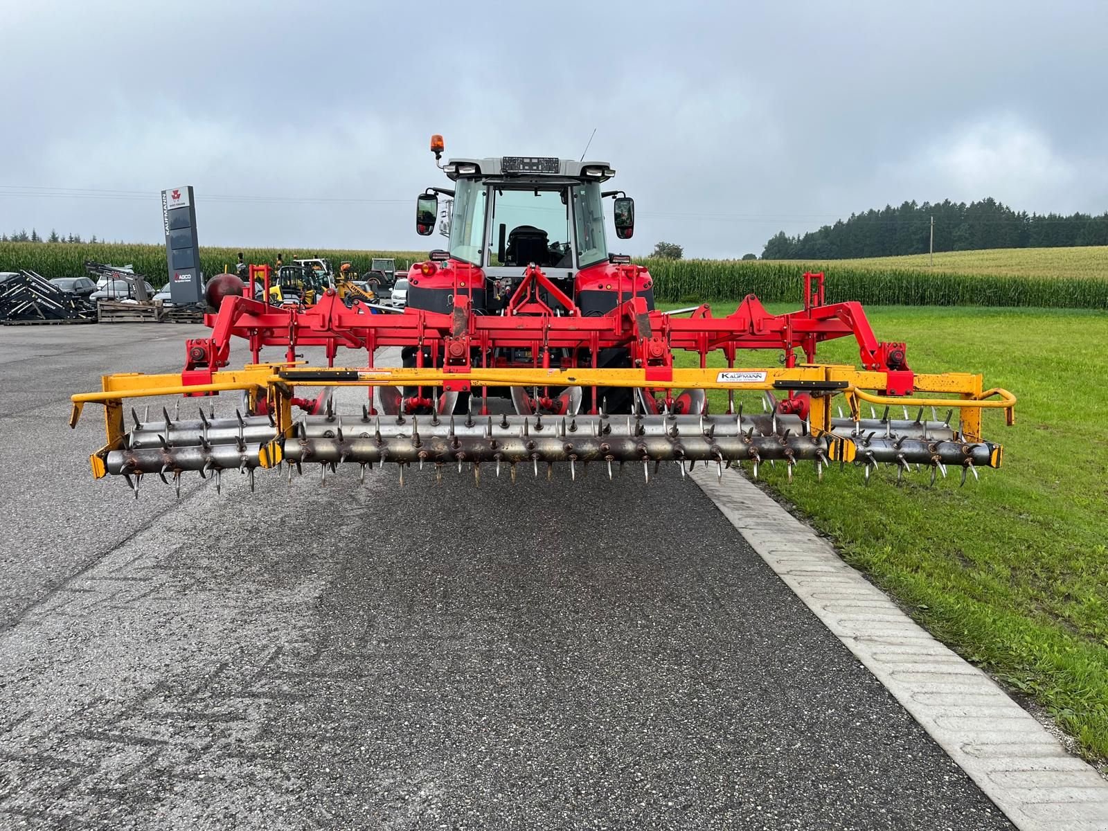 Grubber del tipo Pöttinger Synkro 4700 SH, Gebrauchtmaschine en NATTERNBACH (Imagen 1)