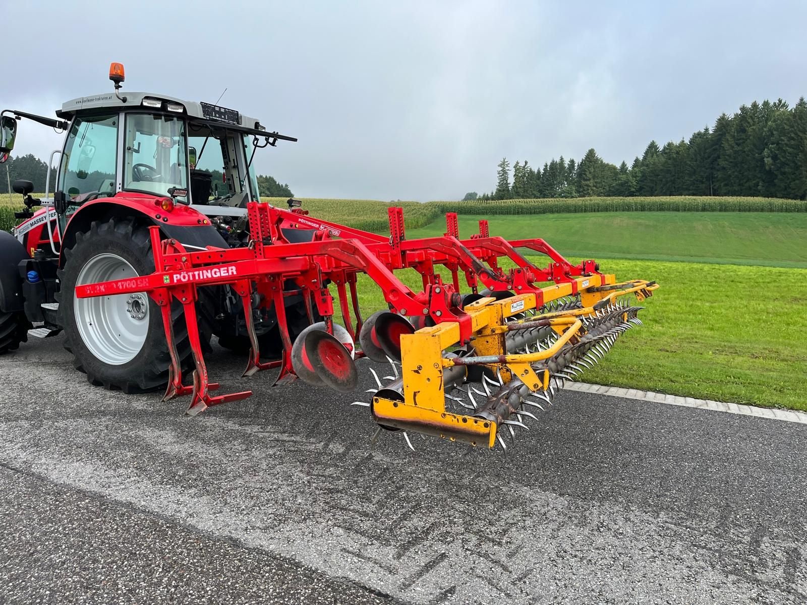 Grubber del tipo Pöttinger Synkro 4700 SH, Gebrauchtmaschine en NATTERNBACH (Imagen 3)