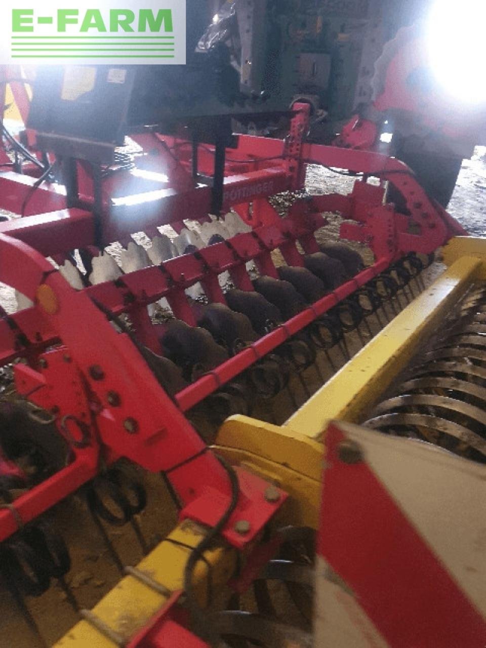 Grubber typu Pöttinger terradisc 3000, Gebrauchtmaschine v PONTIVY (56 - MORBIHAN) (Obrázek 7)