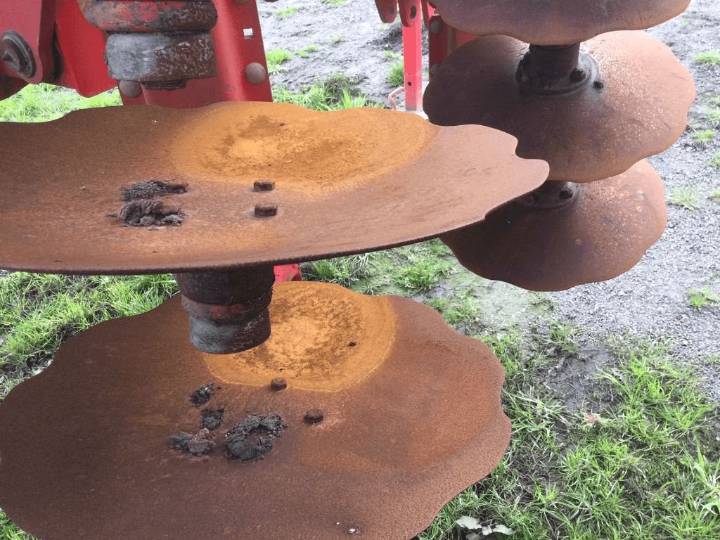 Grubber des Typs Pöttinger Terradisc 4001 T, Gebrauchtmaschine in azerailles (Bild 6)