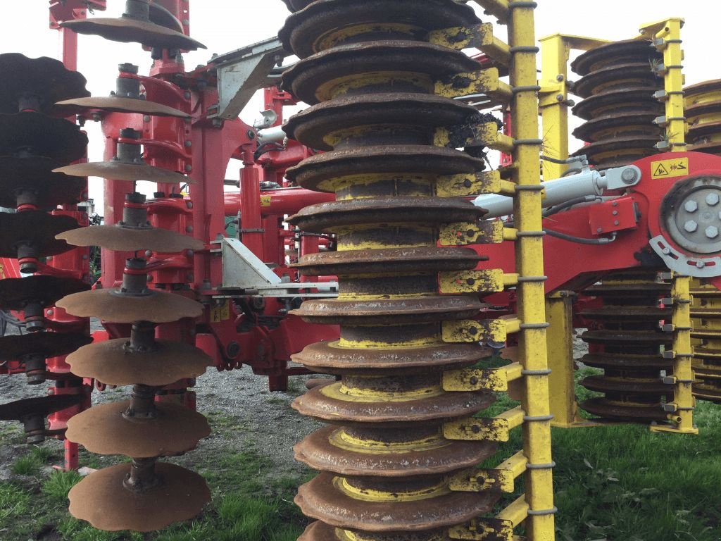 Grubber des Typs Pöttinger Terradisc 4001 T, Gebrauchtmaschine in azerailles (Bild 4)