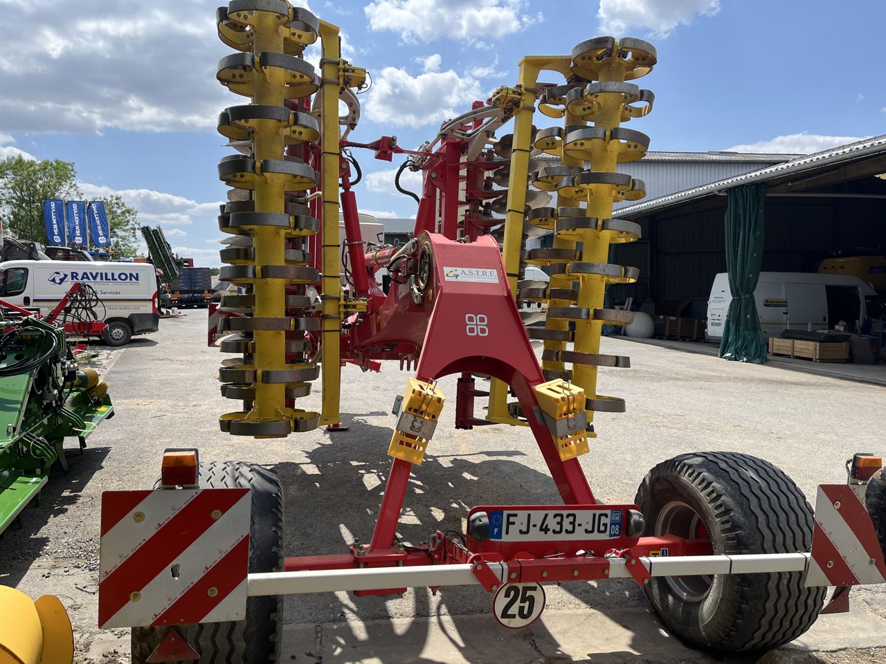 Grubber des Typs Pöttinger Terradisc 5001 T, Gebrauchtmaschine in VERT TOULON (Bild 4)