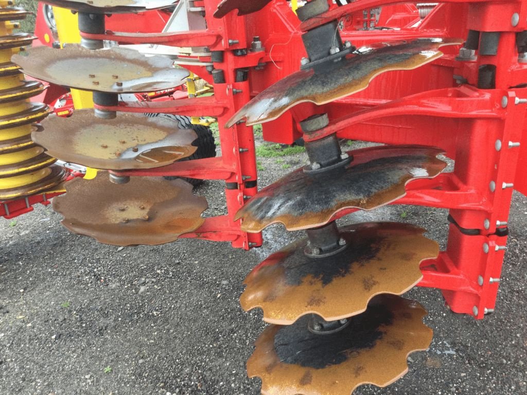 Grubber des Typs Pöttinger Terradisc 6001T, Gebrauchtmaschine in azerailles (Bild 10)