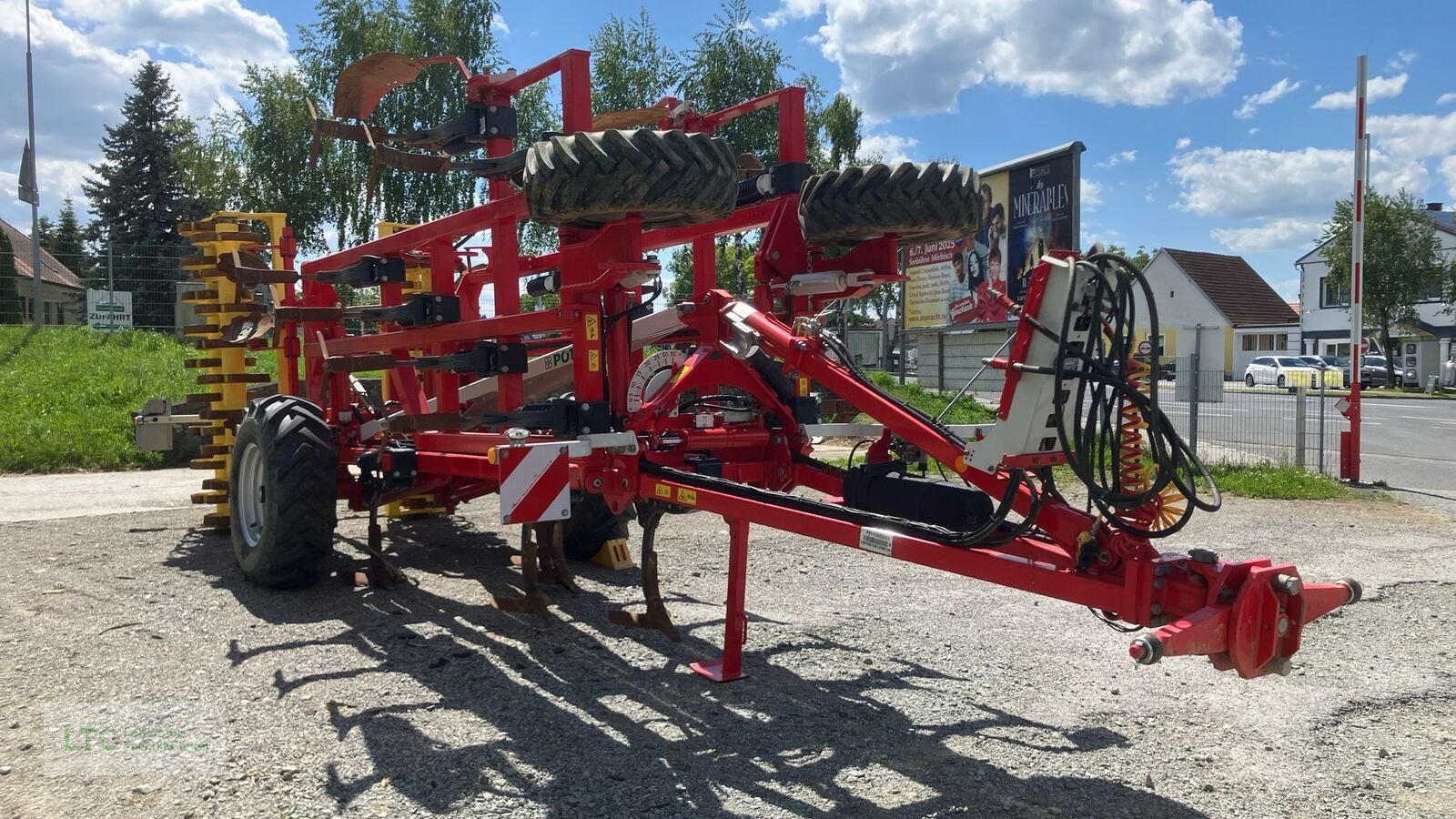 Grubber des Typs Pöttinger Terria 5040, Vorführmaschine in Großpetersdorf (Bild 1)