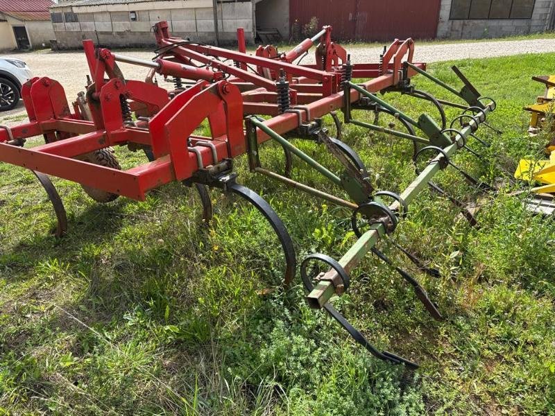 Grubber типа Quivogne CH13D, Gebrauchtmaschine в CHAUMONT (Фотография 3)