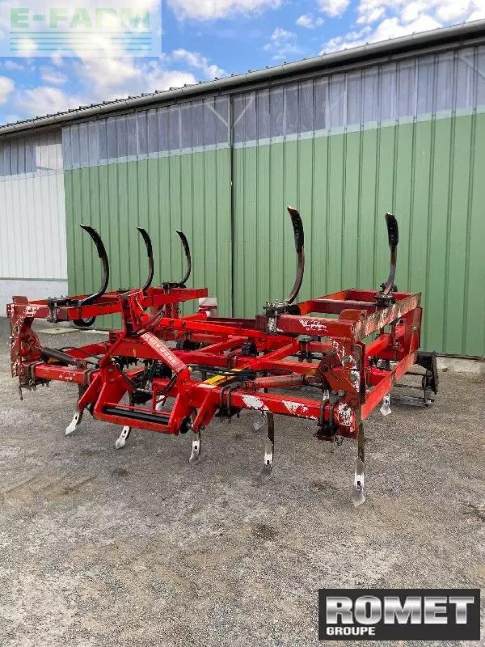 Grubber du type Quivogne cl 35, Gebrauchtmaschine en GENNES-SUR-GLAIZE (Photo 2)