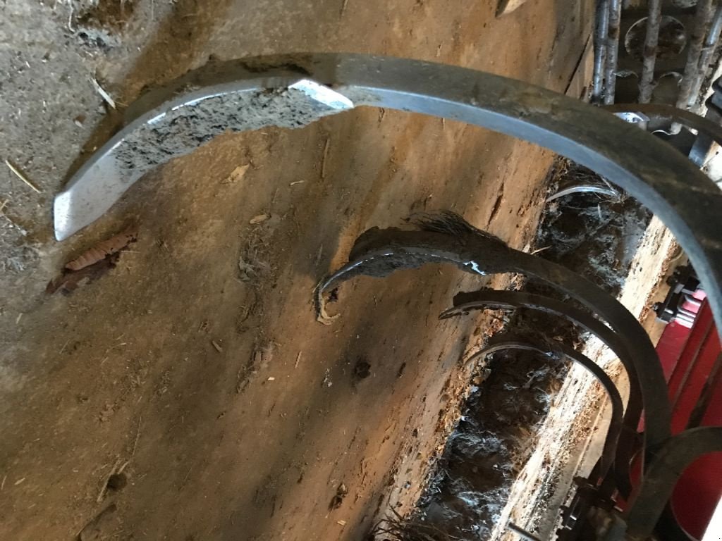 Grubber типа Quivogne CL35, Gebrauchtmaschine в ST MARTIN EN HAUT (Фотография 4)