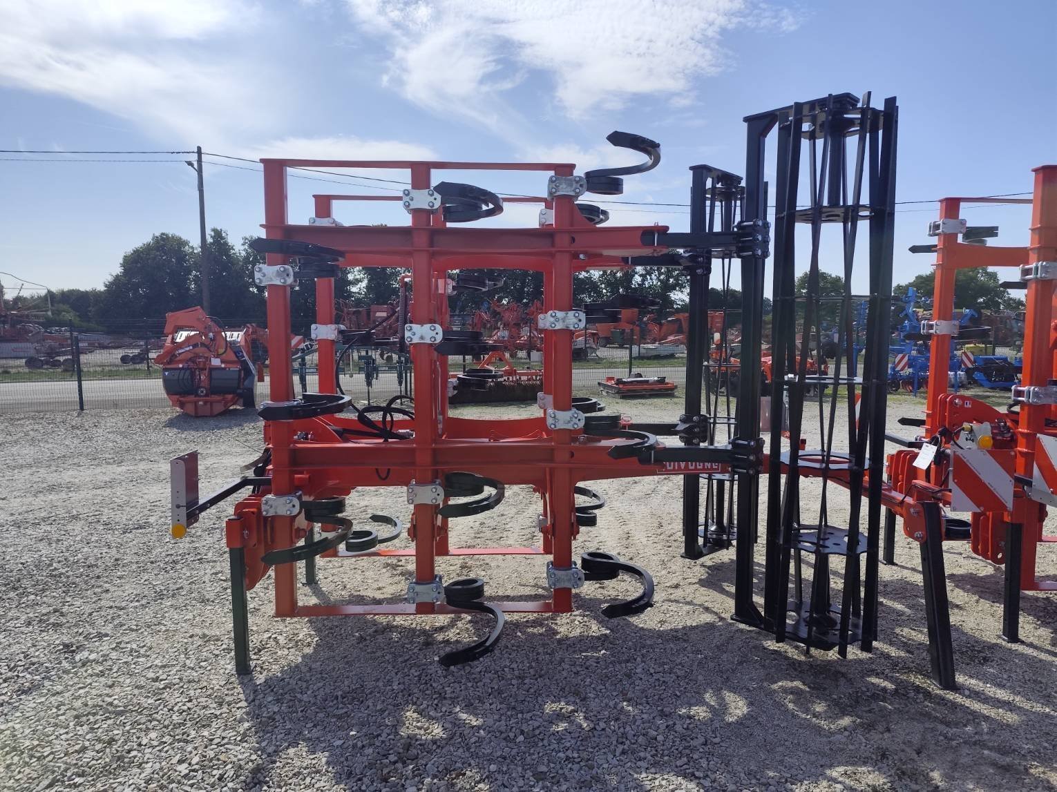 Grubber van het type Quivogne CLR 35, Gebrauchtmaschine in Le Horps (Foto 4)