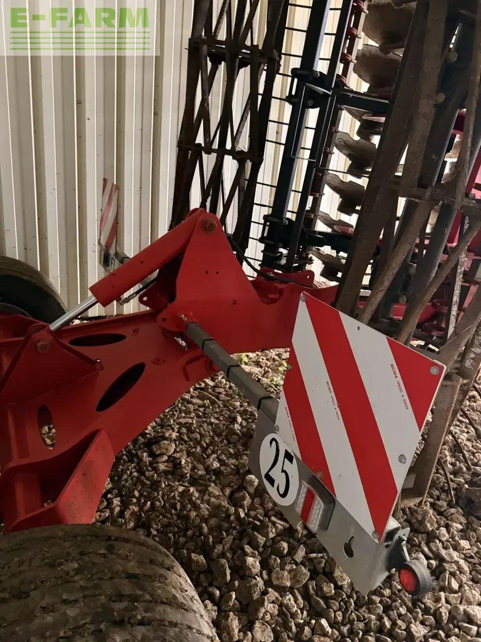 Grubber van het type Quivogne diskacrop, Gebrauchtmaschine in CHAUVONCOURT (Foto 9)