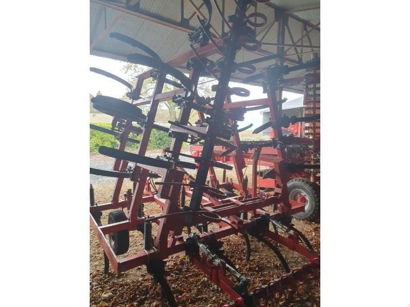 Grubber типа Quivogne DPR, Gebrauchtmaschine в BRAY en Val (Фотография 3)