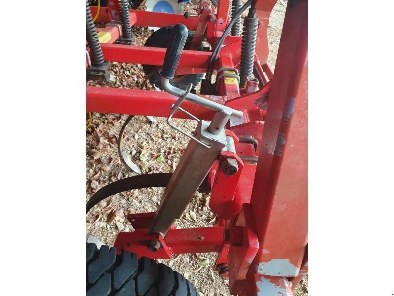 Grubber типа Quivogne DPR, Gebrauchtmaschine в BRAY en Val (Фотография 9)