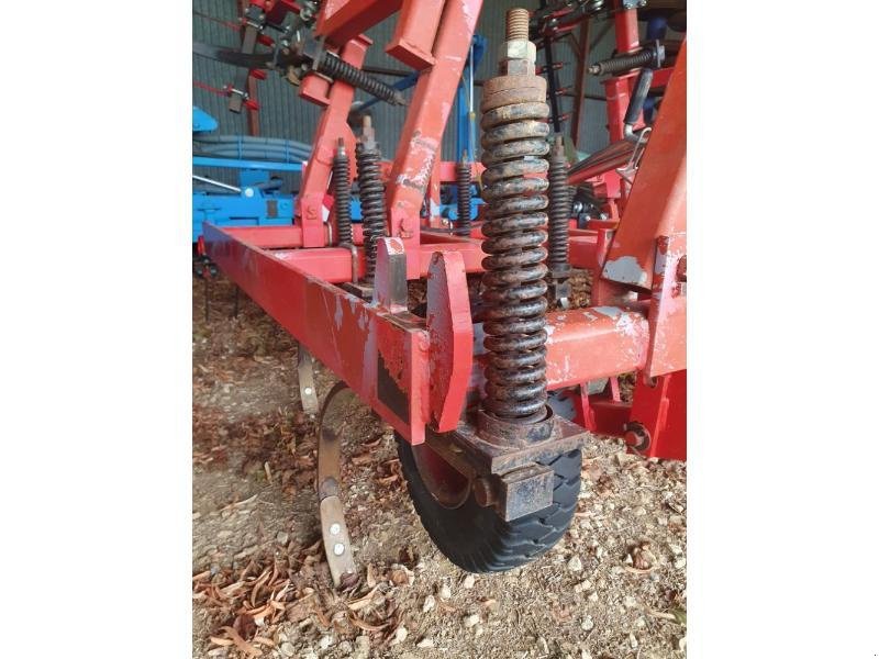 Grubber типа Quivogne DPR, Gebrauchtmaschine в BRAY en Val (Фотография 8)