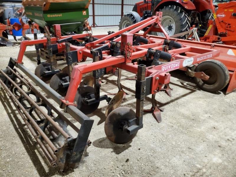 Grubber van het type Quivogne MAXICULTEUR, Gebrauchtmaschine in BRAY en Val (Foto 5)