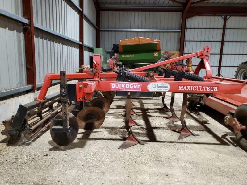 Grubber van het type Quivogne MAXICULTEUR, Gebrauchtmaschine in BRAY en Val (Foto 3)