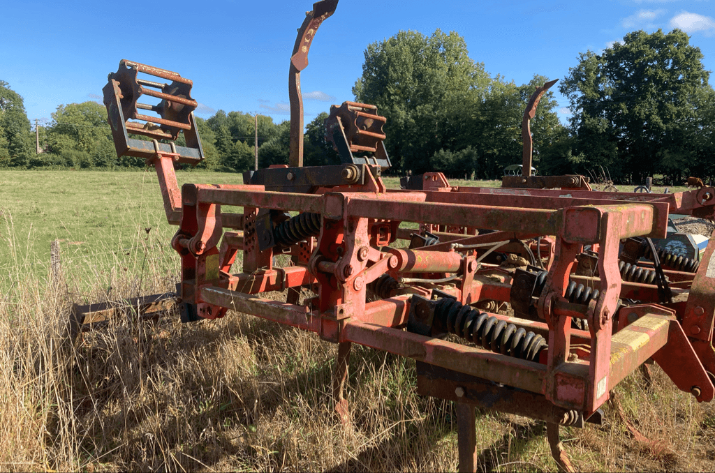 Grubber typu Quivogne MAXICULTEUR, Gebrauchtmaschine v CINTHEAUX (Obrázek 8)