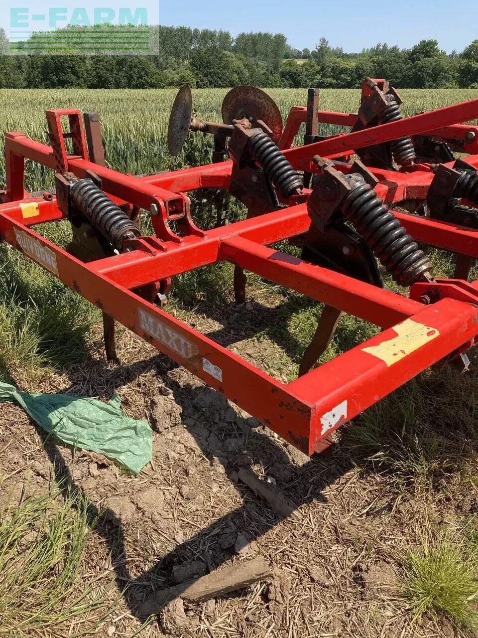 Grubber des Typs Quivogne maxiculteur, Gebrauchtmaschine in PLOUIGNEAU (Bild 2)