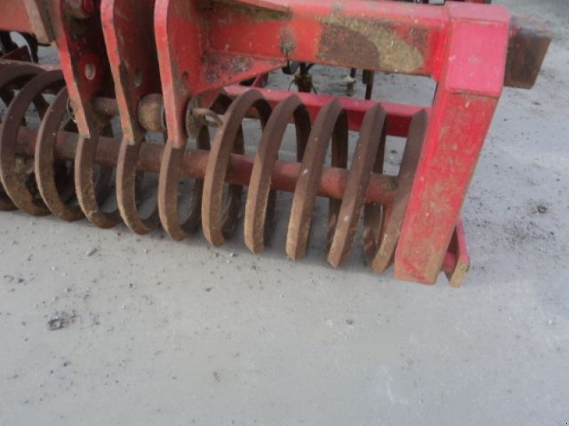 Grubber типа Quivogne PREPARATION DE SOLS, Gebrauchtmaschine в MOULLE (Фотография 8)