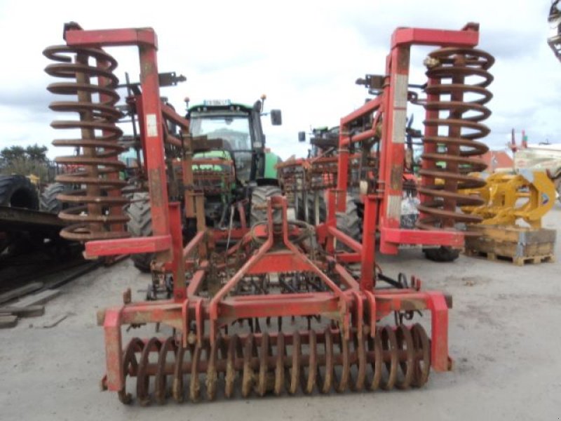 Grubber типа Quivogne PREPARATION DE SOLS, Gebrauchtmaschine в MOULLE (Фотография 4)