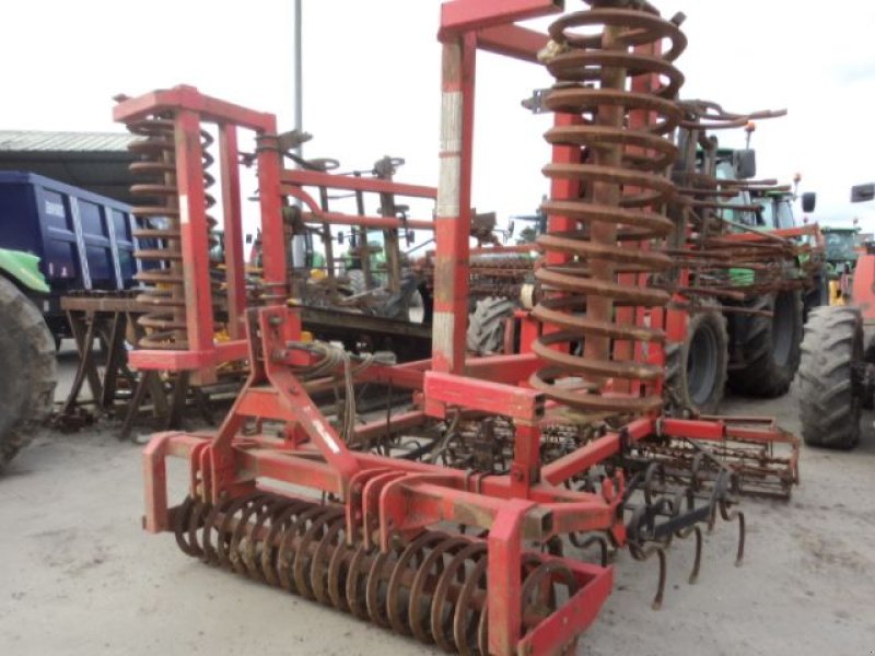 Grubber типа Quivogne PREPARATION DE SOLS, Gebrauchtmaschine в MOULLE (Фотография 5)