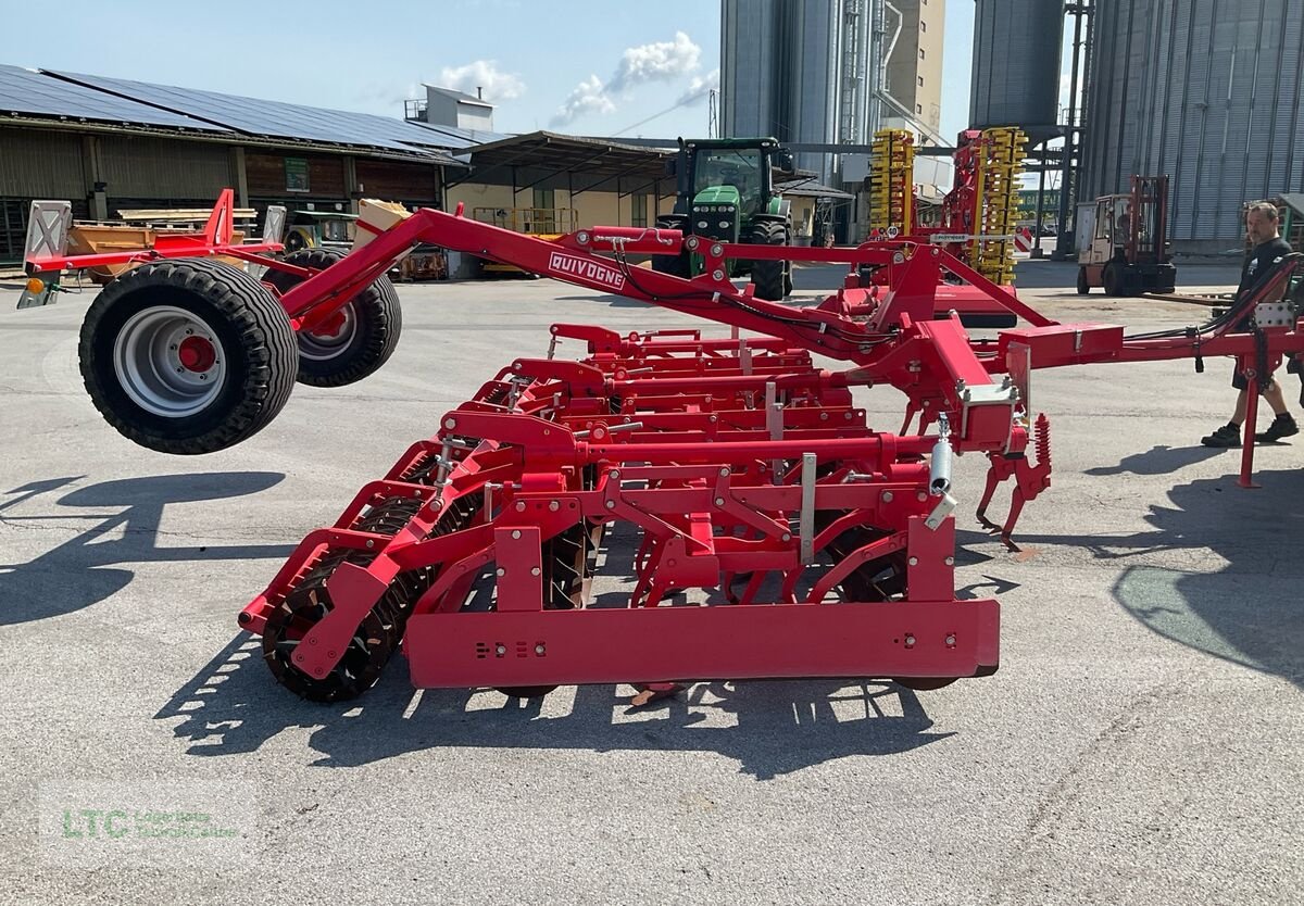 Grubber des Typs Quivogne Turbocombinator, Vorführmaschine in Korneuburg (Bild 7)