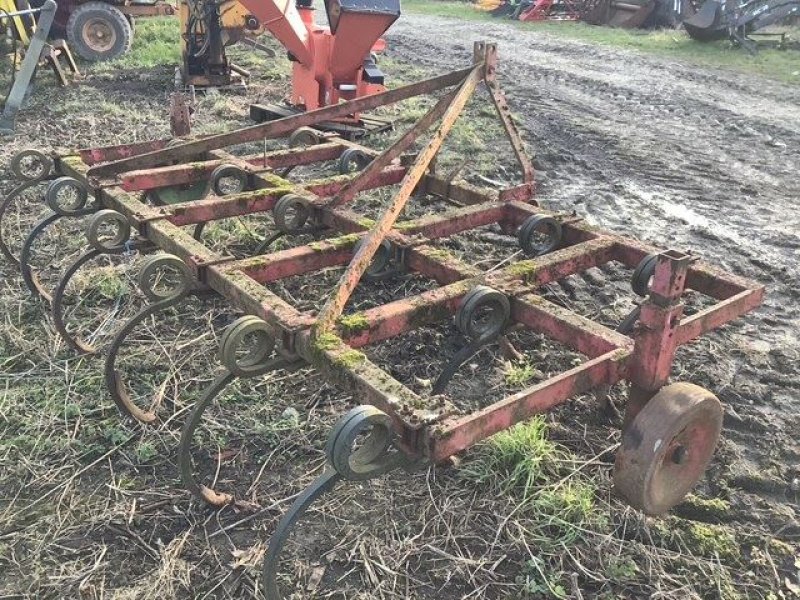 Grubber типа Rau 3M, Gebrauchtmaschine в les hayons (Фотография 2)