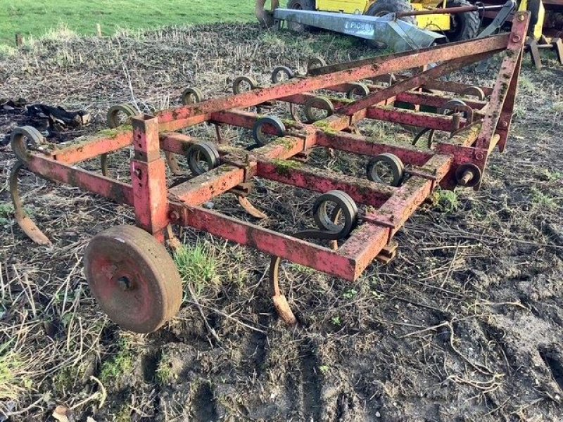 Grubber типа Rau 3M, Gebrauchtmaschine в les hayons