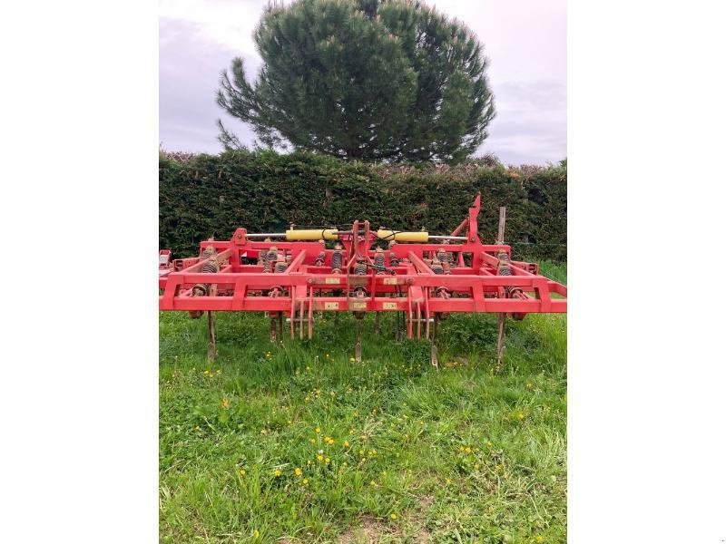 Grubber typu Rau 4,5m, Gebrauchtmaschine v BRAY en Val (Obrázek 1)