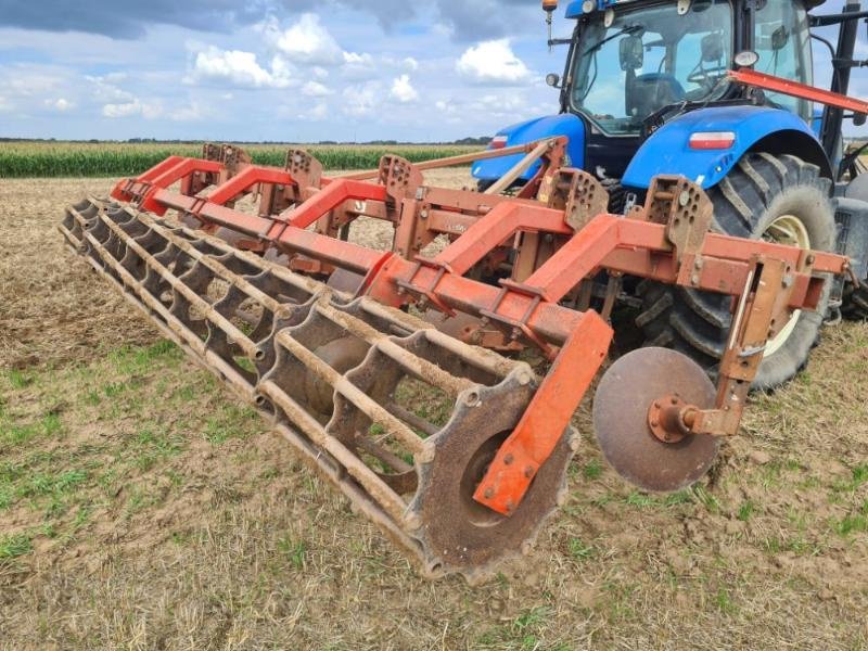 Grubber des Typs Rau POLYMAG, Gebrauchtmaschine in BRAY en Val (Bild 3)