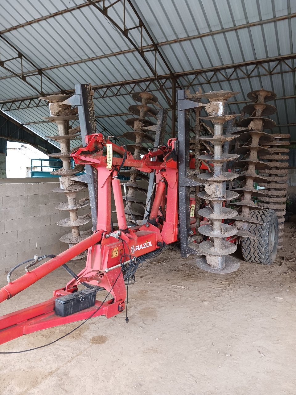 Grubber des Typs Razol RZH40, Gebrauchtmaschine in SAINT JAMES (Bild 1)