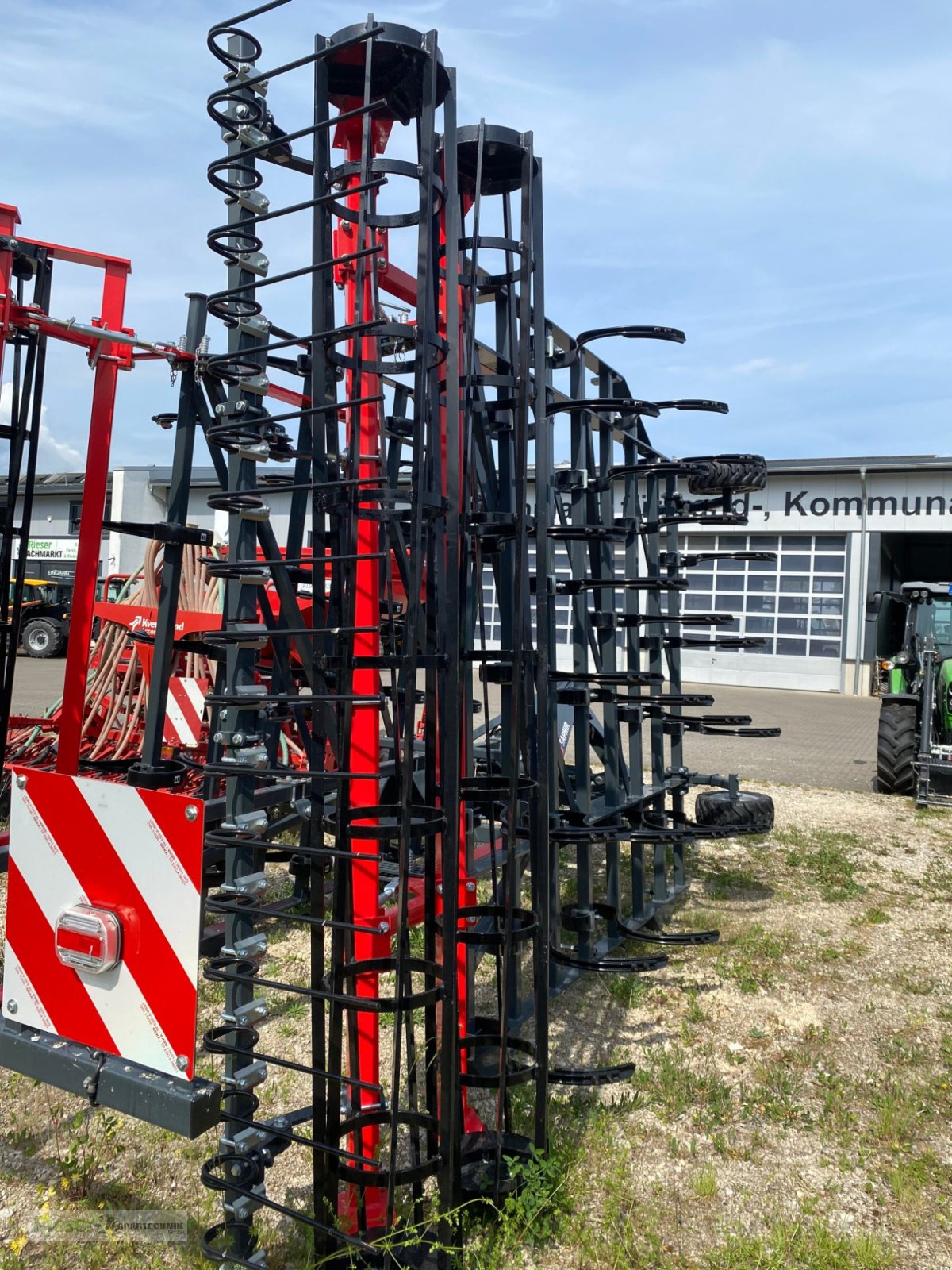 Grubber tip Saphir AllStar 601 Longline, 45 Herkuleszinken, Gänsefußschar, Nachstriegel GE 601, Neumaschine in Nördlingen (Poză 4)