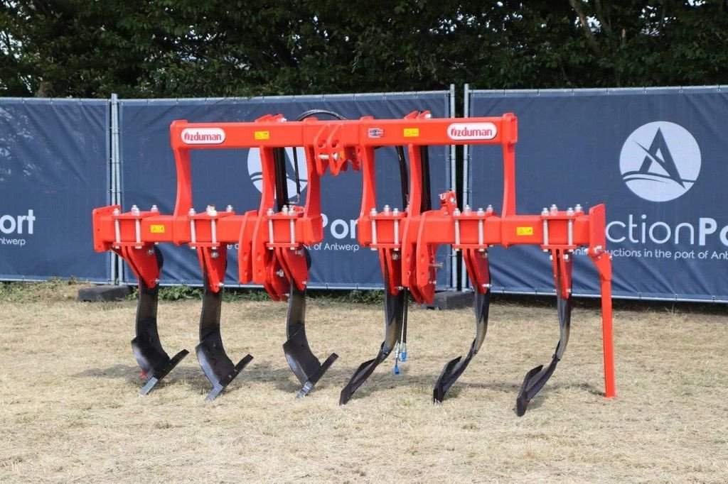 Grubber tip Sonstige &Ouml;zduman DPT 6 Subsoiler, Neumaschine in Antwerpen (Poză 3)